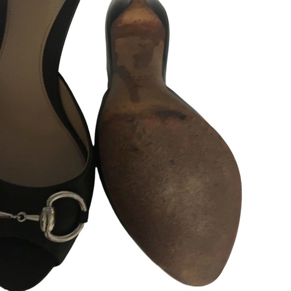 Gucci: Black leather New Hollywood horsebit slides. Size 38/US 8 . Pre-owned - Picture 5 of 11